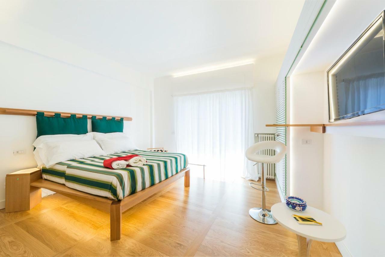 Luiselle Charming Accommodation Sorrento City Center エクステリア 写真